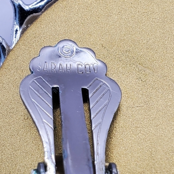 NOS VINTAGE SARAH COVENTRY COOL SURRENDER #7671 EARRINGS CLIP ON BOX JEWELRY NEW - Picture 10 of 12